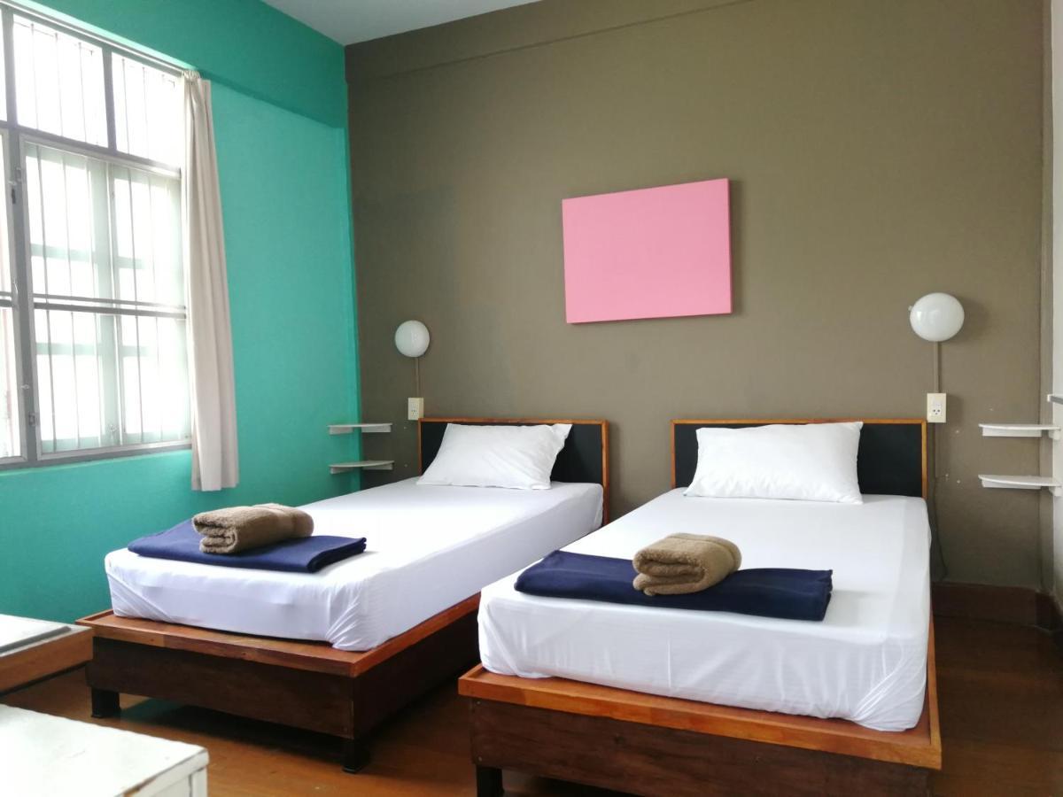 60 Blue House Hotel Chiang Mai Exterior photo